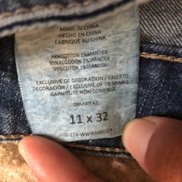 Wrangler distressed Aztec bootcut jeans - Picture 4 of 7